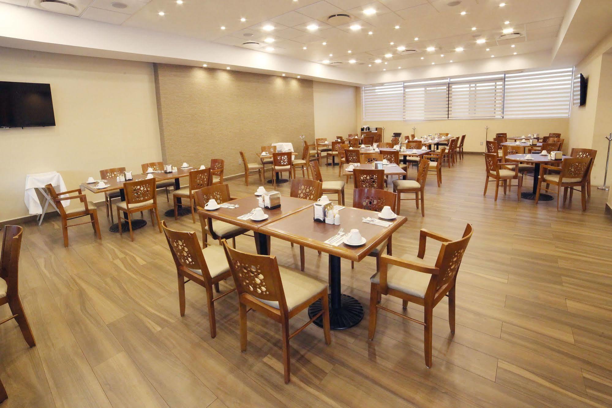Hotel Mirabel Querétaro Zewnętrze zdjęcie